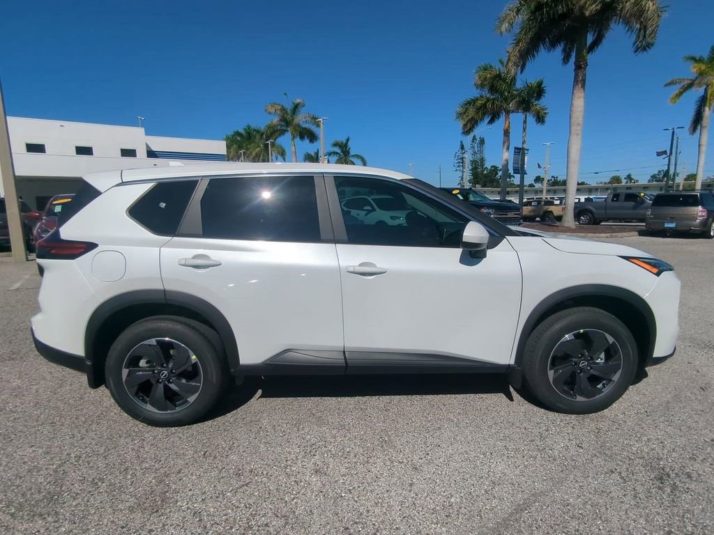 New 2026 Nissan Rogue SV image 4