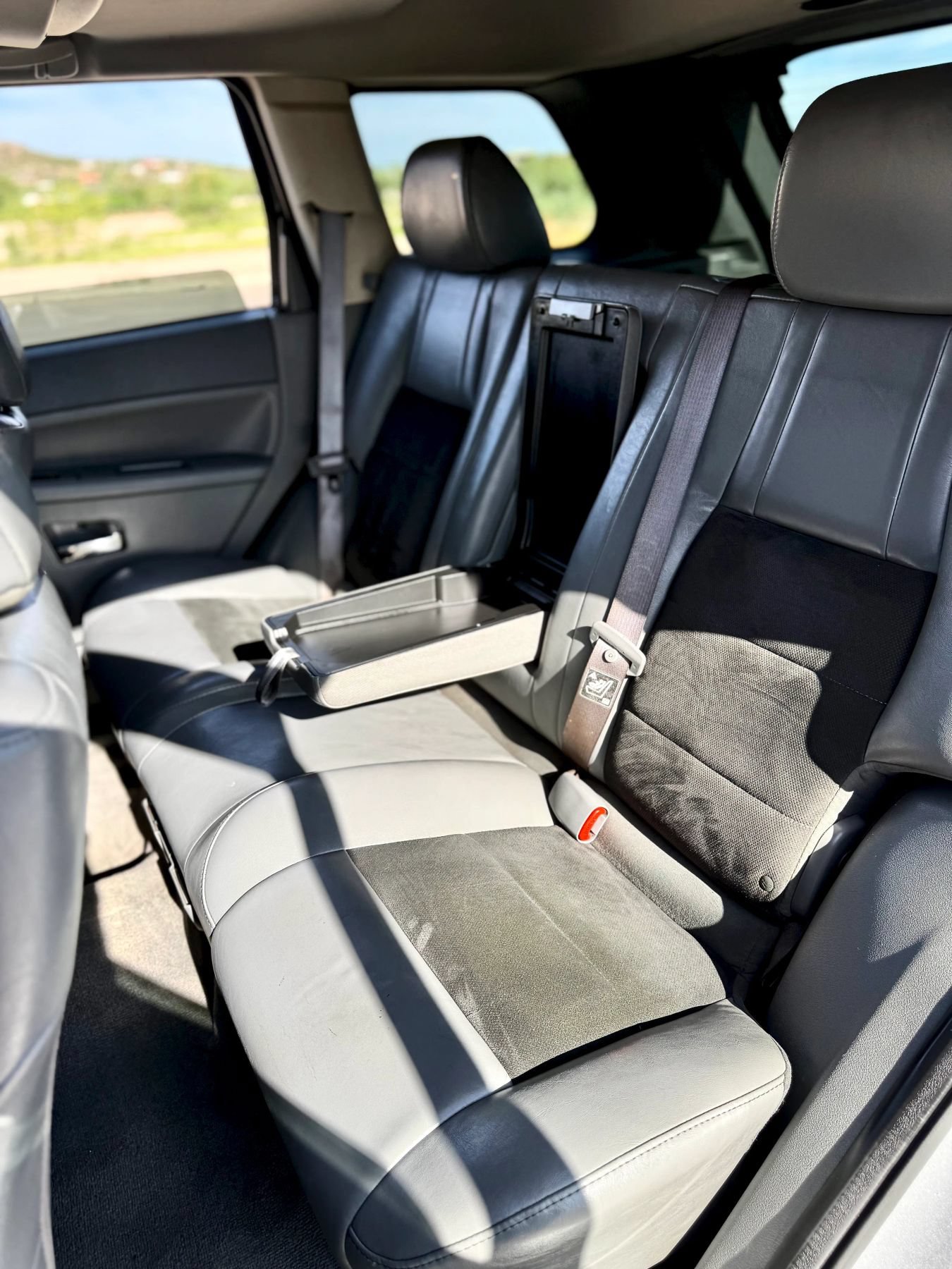 Used 2007 Jeep Grand Cherokee SRT8 w/ SRT Option Group I AWD/4WD image 42