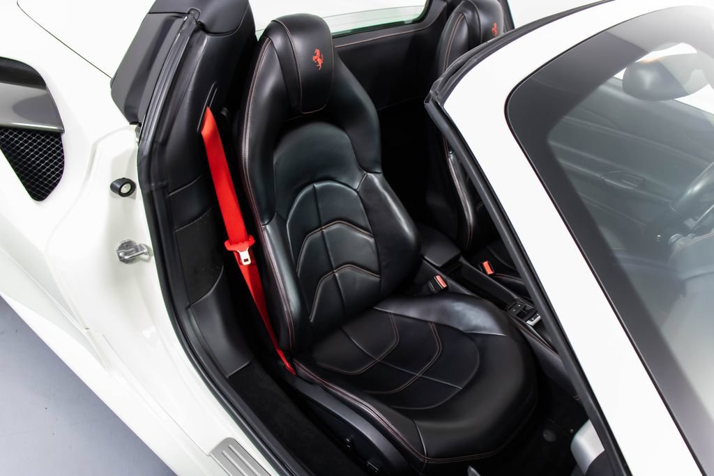 Certified 2019 Ferrari 488 Spider RWD image 54
