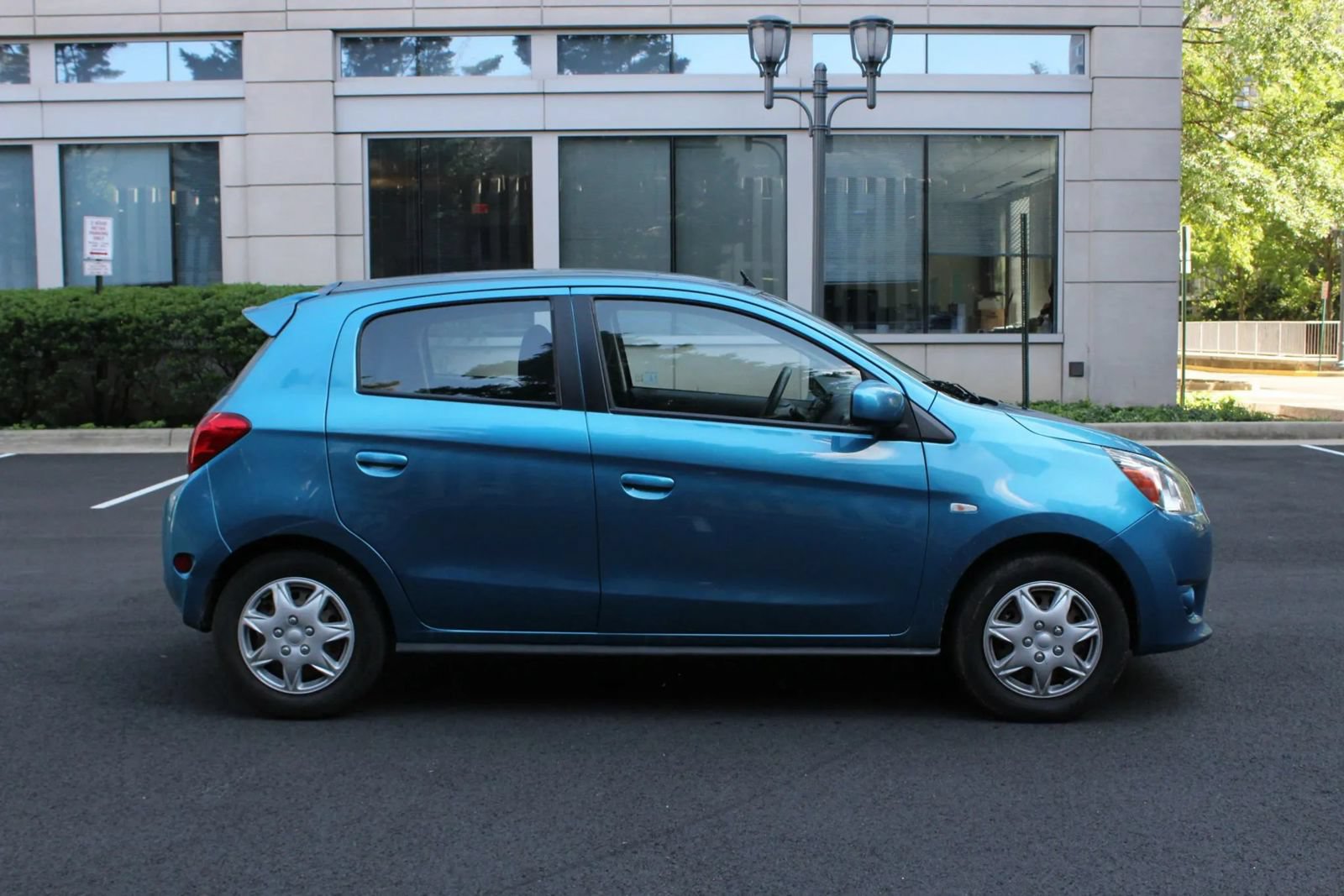 Used 2014 Mitsubishi Mirage DE FWD image 11
