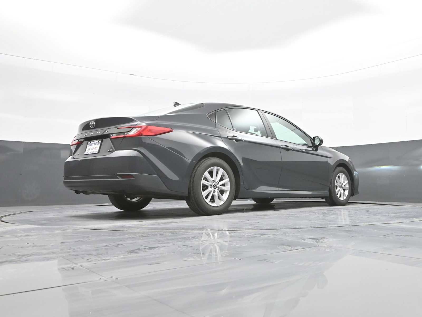Used 2025 Toyota Camry LE w/ Convenience Package FWD image 38