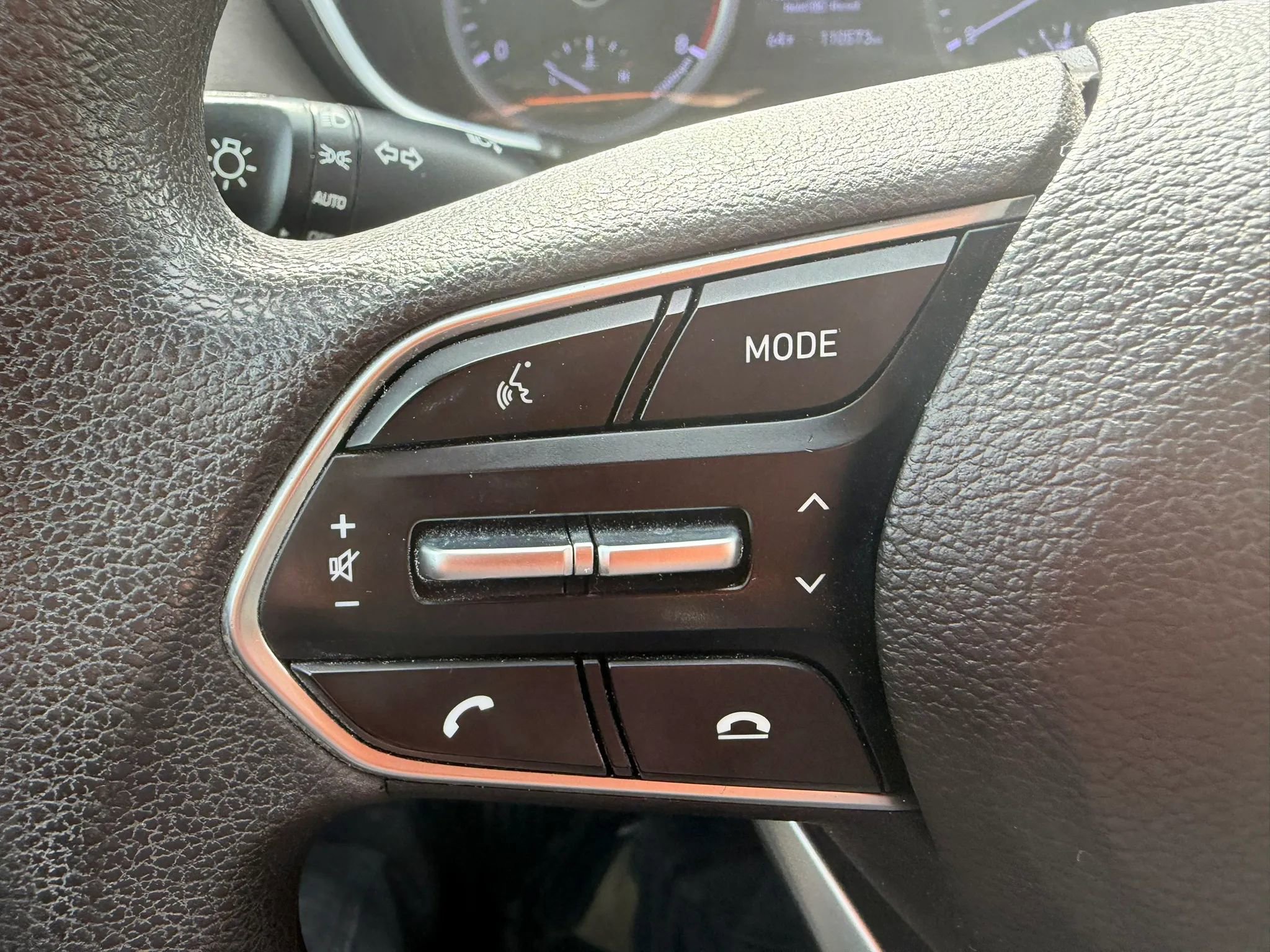 Used 2019 Hyundai Santa Fe SE FWD image 10
