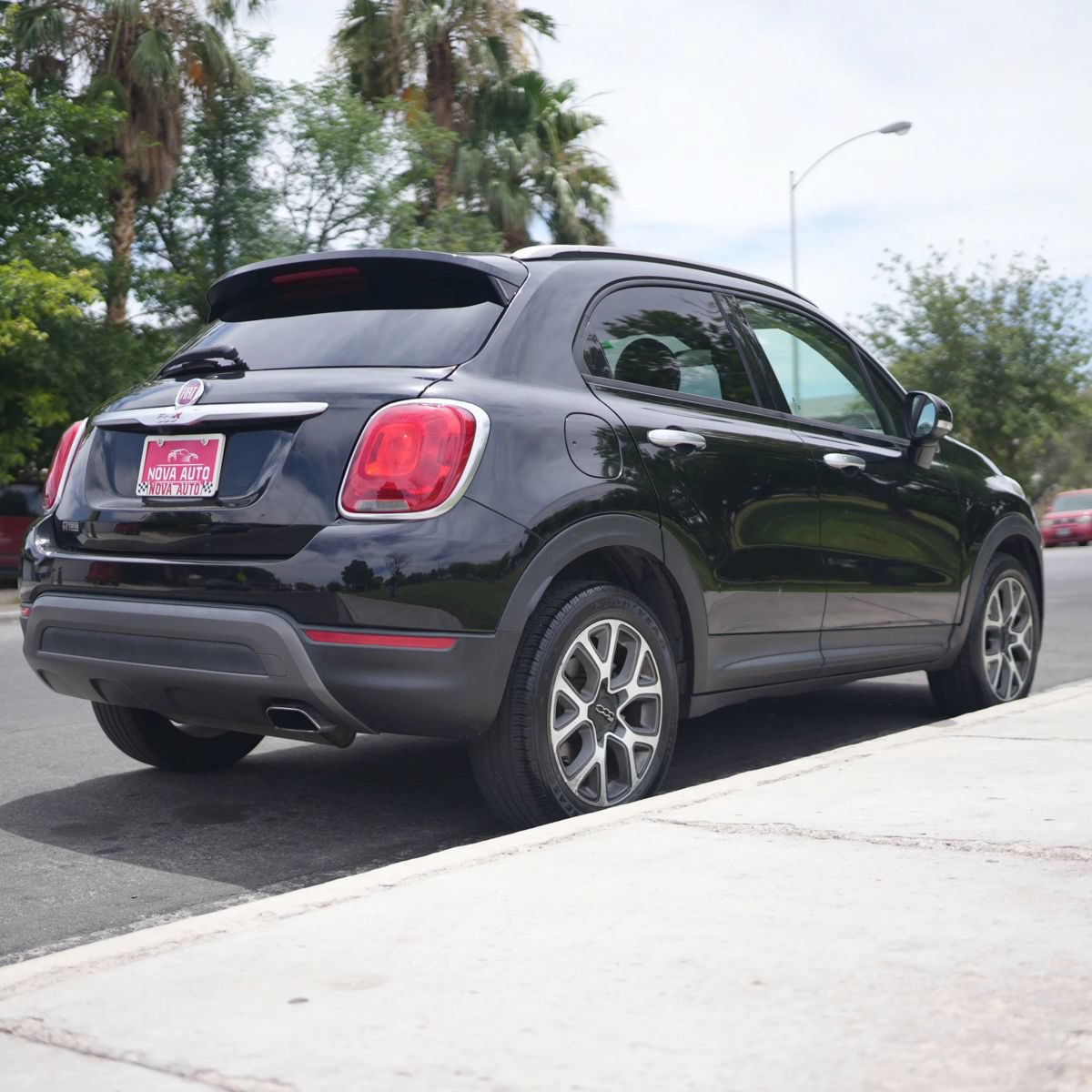 Used 2017 FIAT 500X Trekking FWD image 11