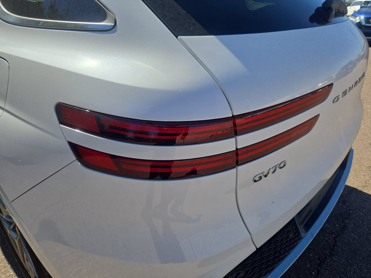 Used 2022 Genesis GV70 2.5T w/ Select Package AWD/4WD image 20
