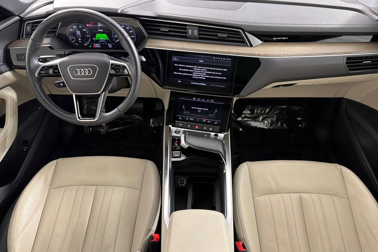 Certified 2023 Audi e-tron Premium w/ Convenience Plus Package AWD/4WD image 12