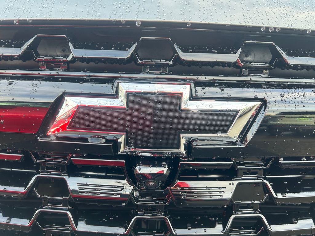 New 2026 Chevrolet Suburban Premier image 31