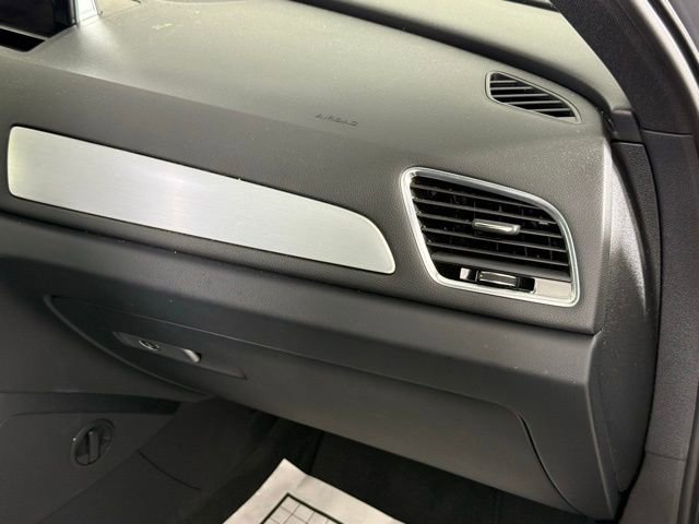 Used 2018 Audi Q3 2.0T Premium Plus w/ Premium Plus Package image 29