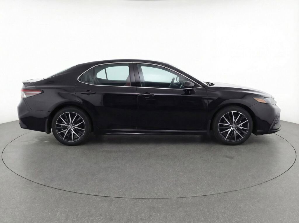 Certified 2023 Toyota Camry SE image 16