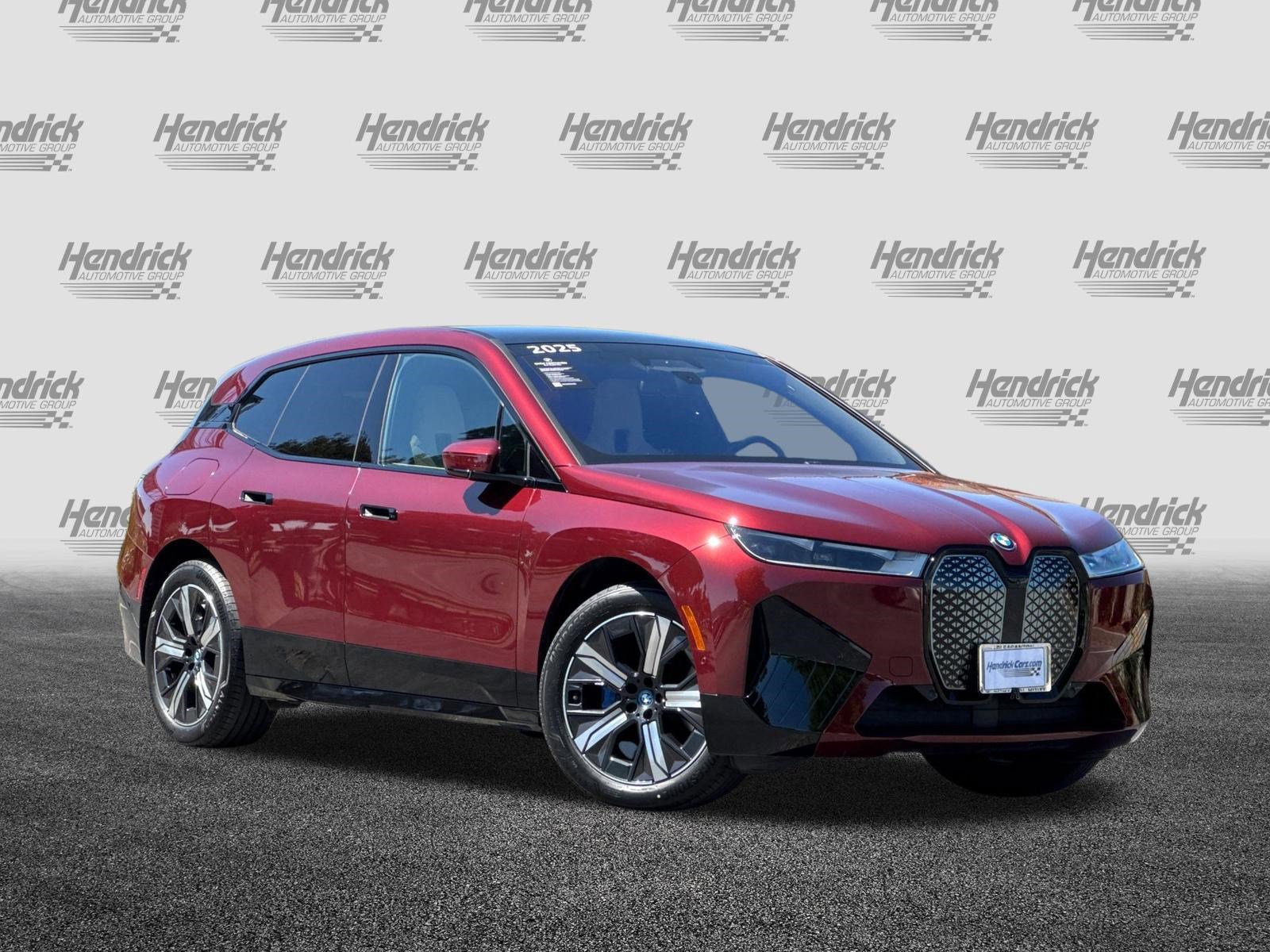 Certified 2025 BMW iX xDrive50 AWD/4WD image 2