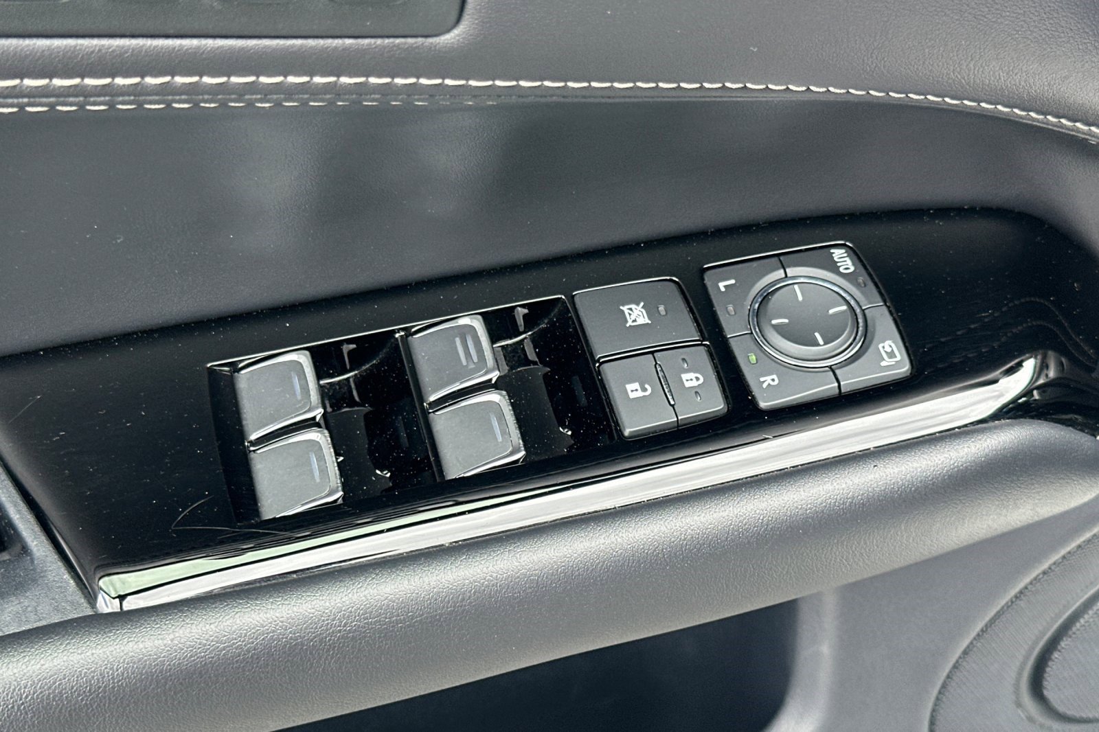 Used 2019 Lexus GS 350 F Sport AWD/4WD image 13
