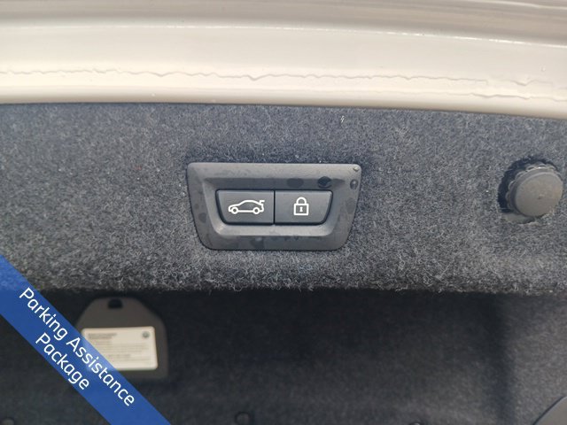 Used 2021 BMW 530i w/ Premium Package RWD image 10