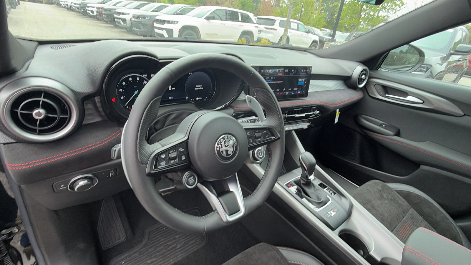 Used 2024 Alfa Romeo Tonale Veloce w/ Active Assist Package AWD/4WD image 25