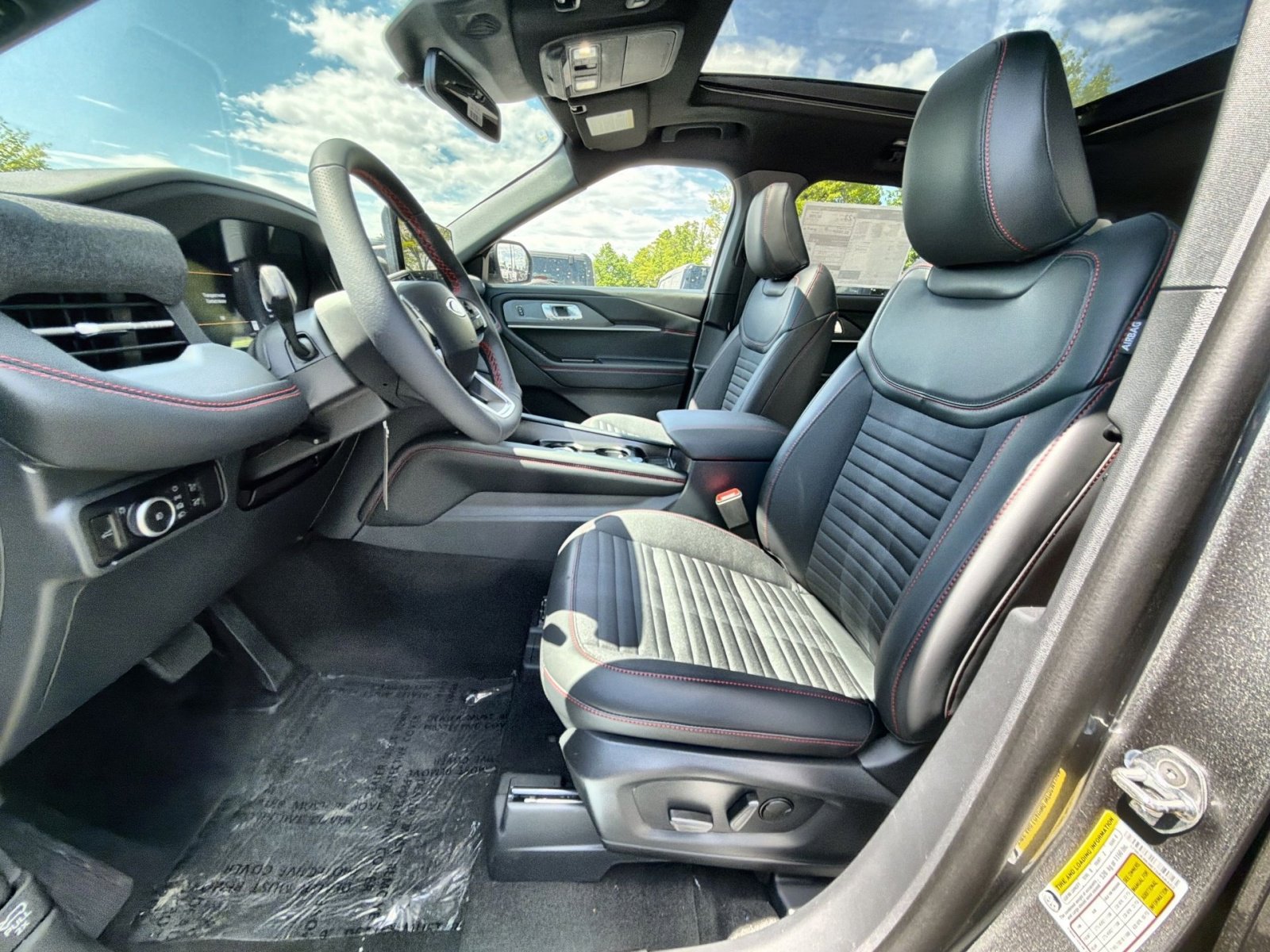 New 2026 Ford Explorer ST-Line AWD/4WD image 22