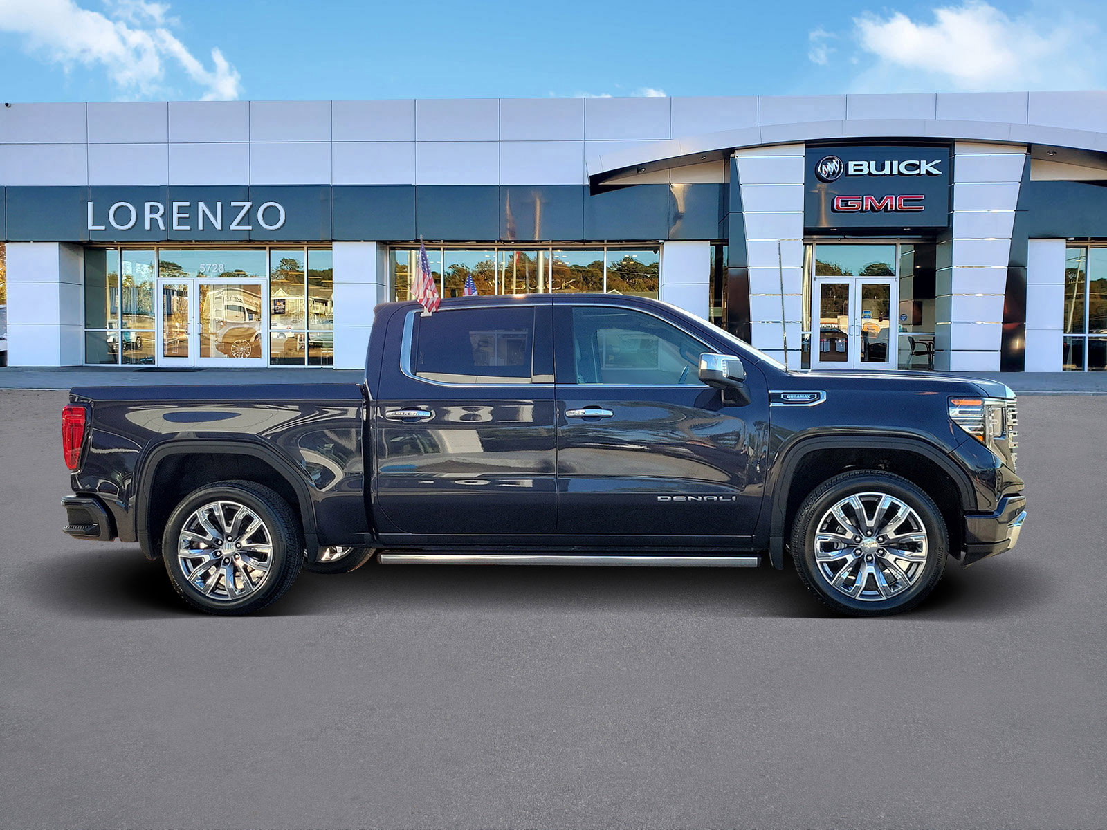 Used 2023 GMC Sierra 1500 Denali w/ Denali Reserve Package image 4