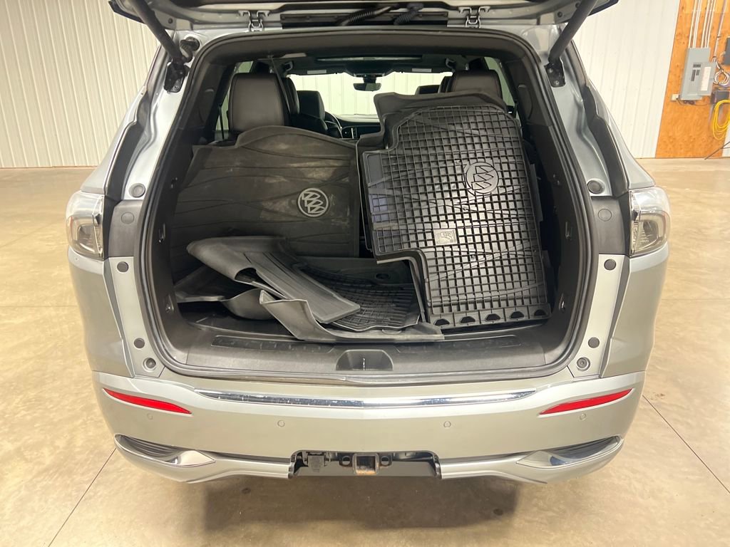 Certified 2023 Buick Enclave Avenir w/ Avenir Technology Package image 12