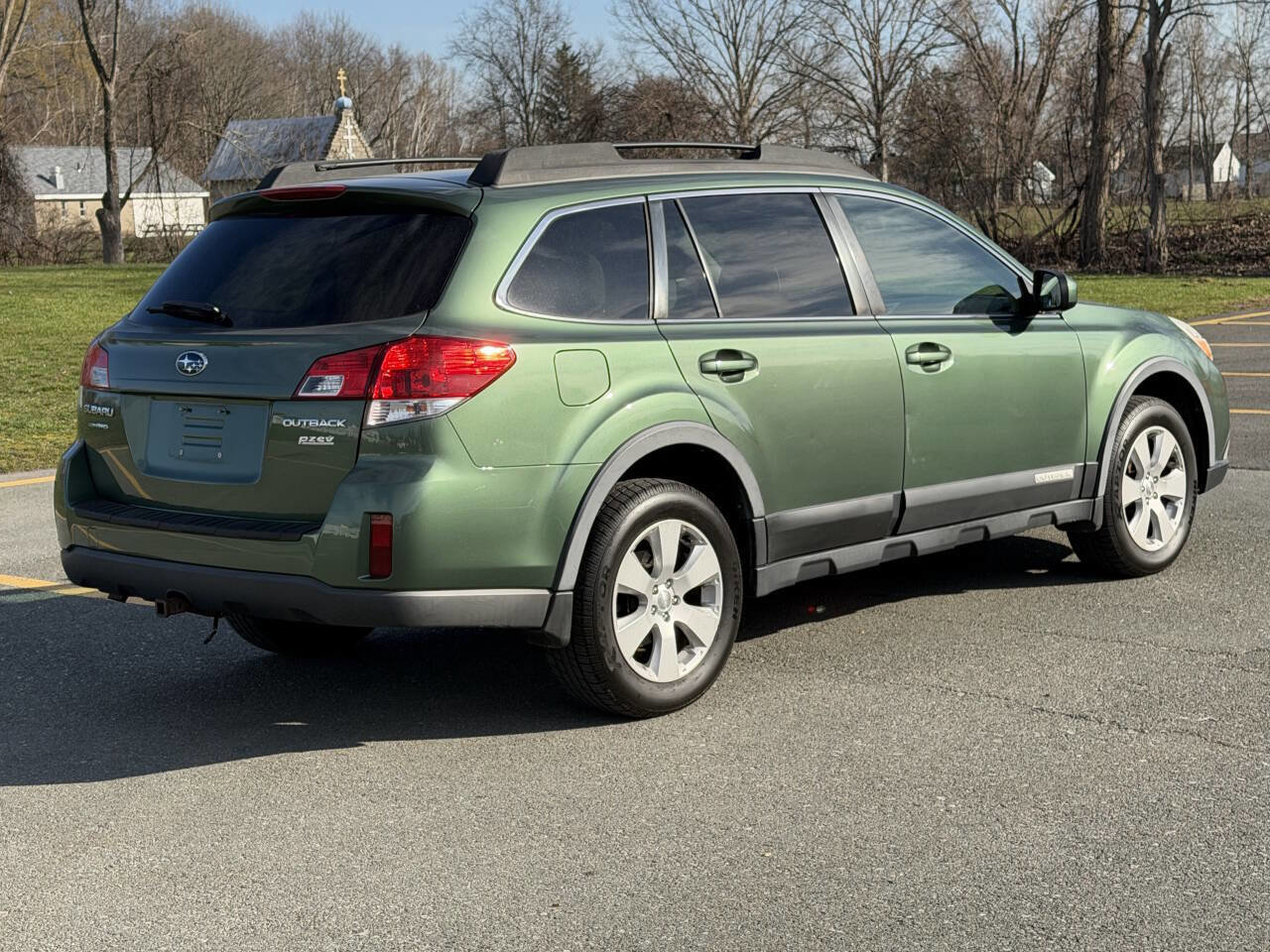Used 2012 Subaru Outback 2.5i Premium w/ All-Weather Pkg image 6