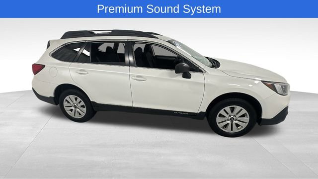 Used 2018 Subaru Outback 2.5i image 2