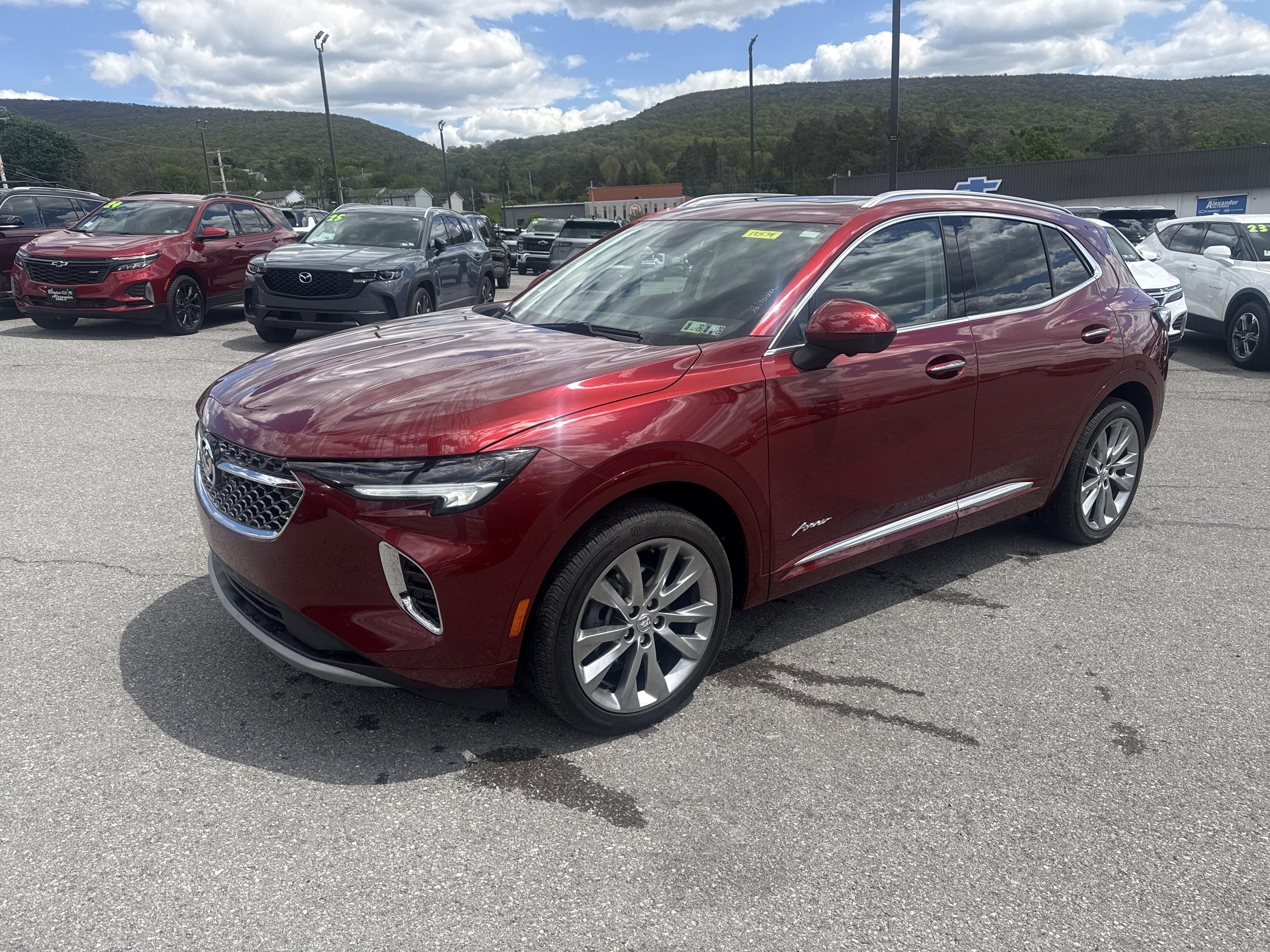 Used 2023 Buick Envision Avenir AWD/4WD image 23