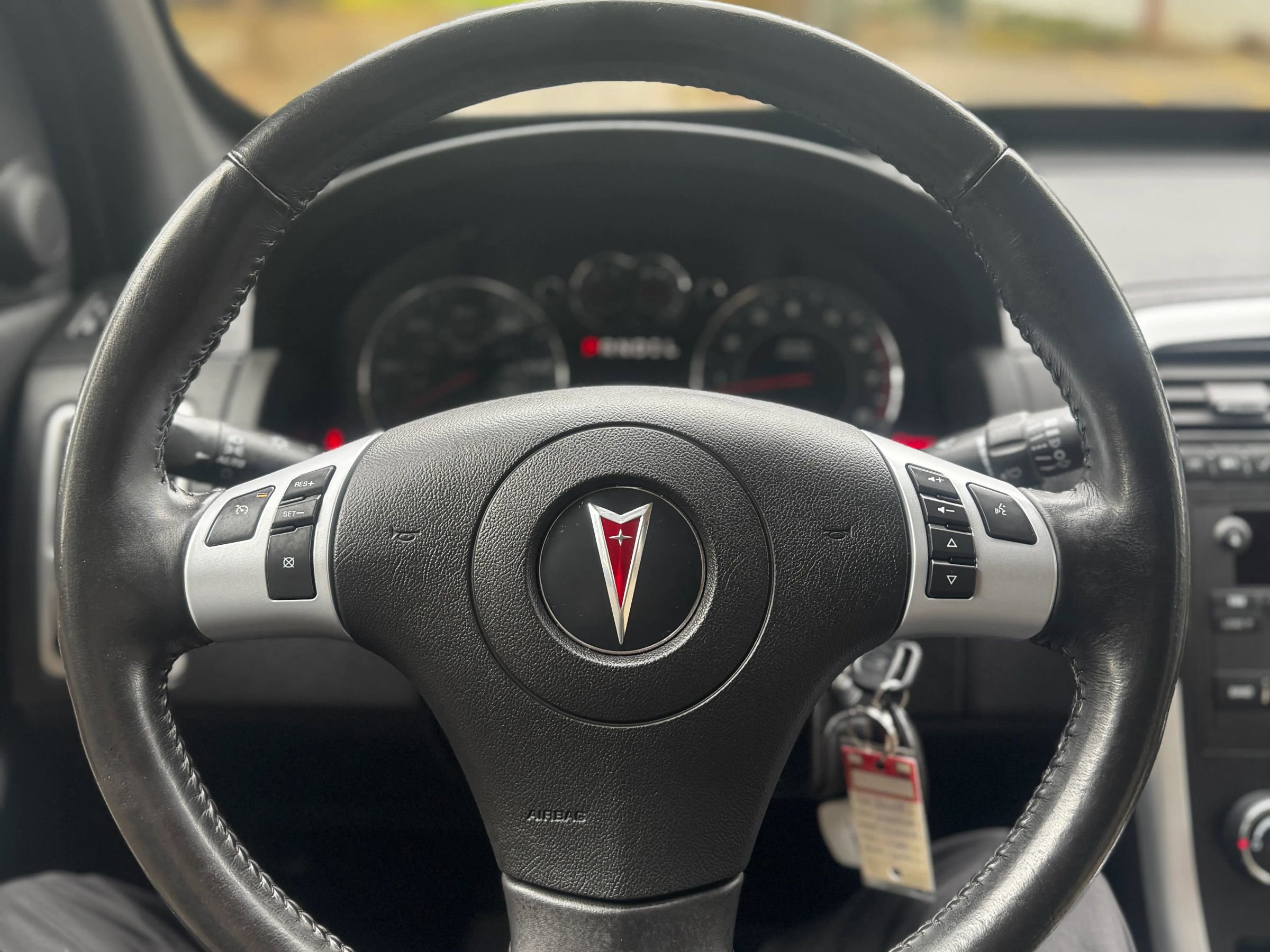 Used 2007 Pontiac Torrent 2WD w/ Preferred Package image 10