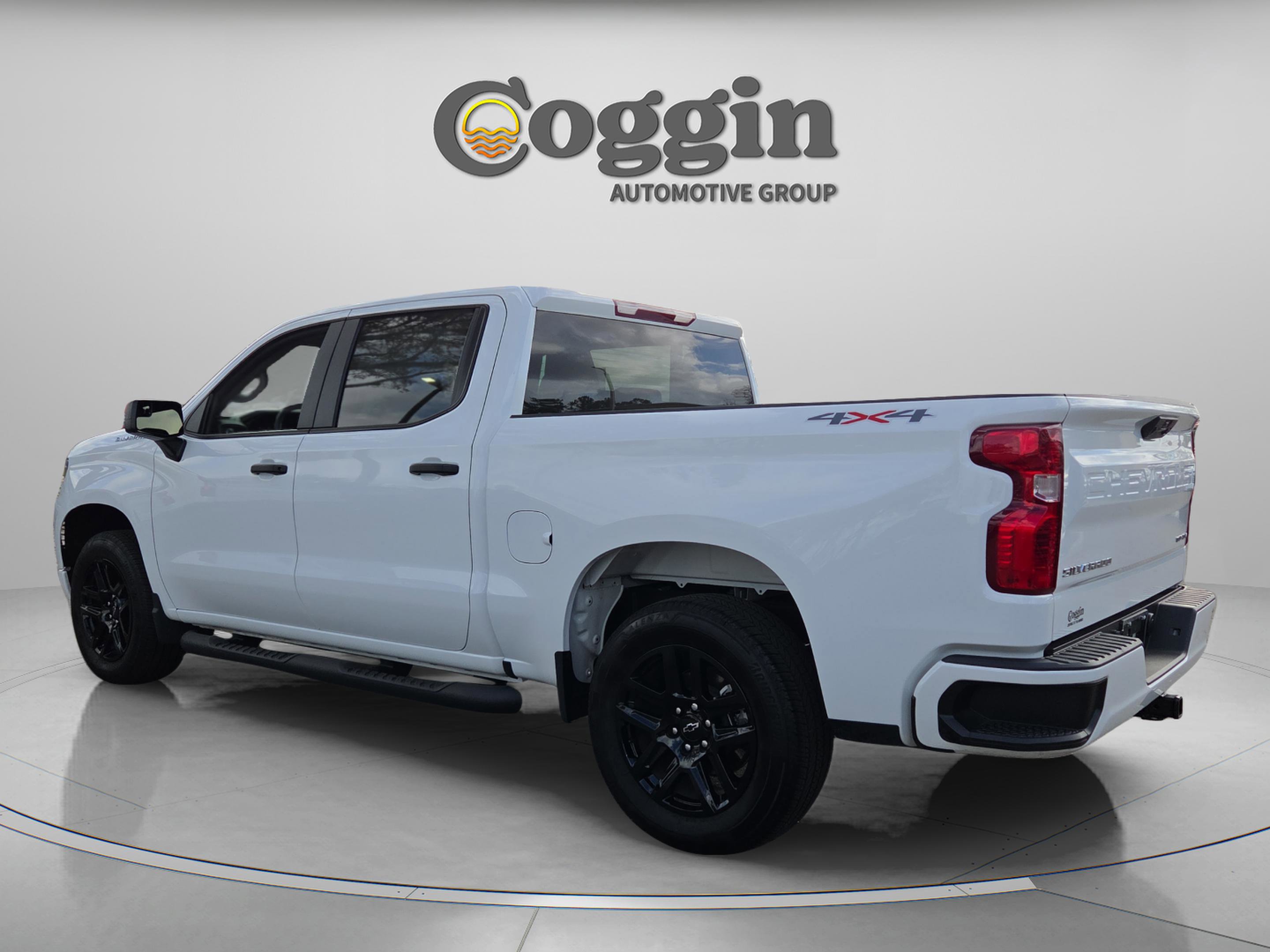 New 2025 Chevrolet Silverado 1500 Custom image 4