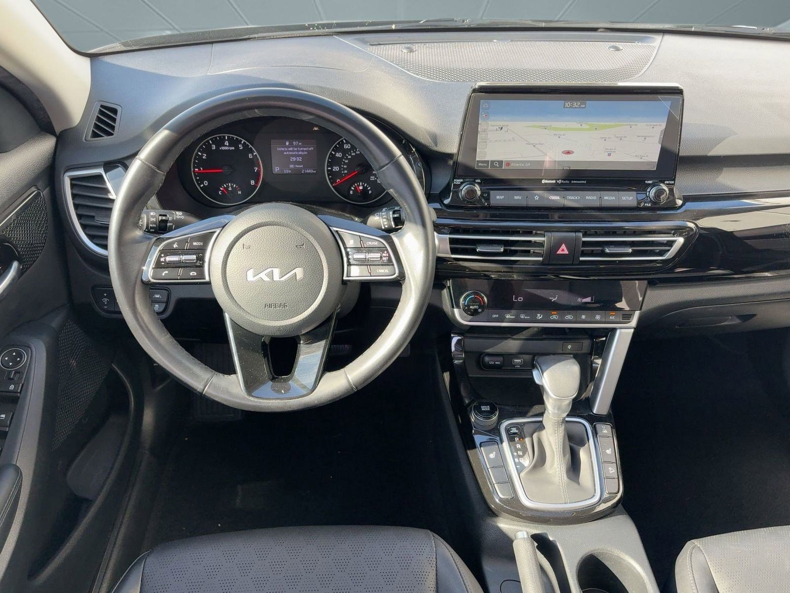 Used 2023 Kia Seltos EX image 28