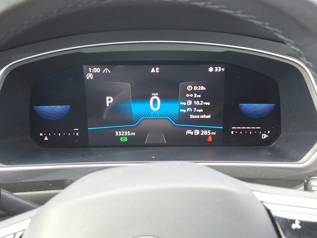 Used 2023 Volkswagen Tiguan SE R-Line image 24