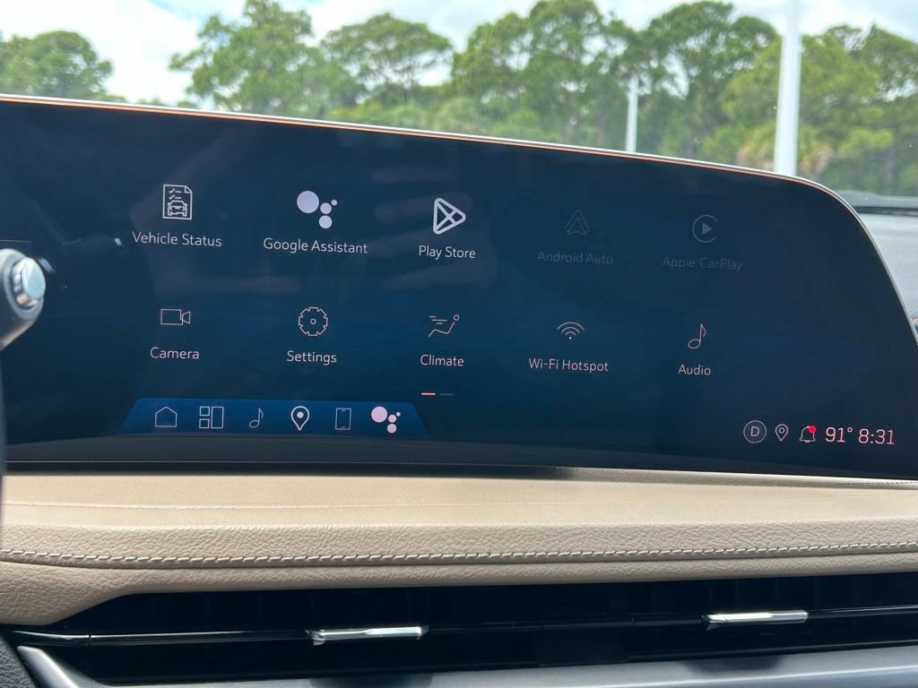 Used 2025 Cadillac XT4 Premium Luxury FWD image 32