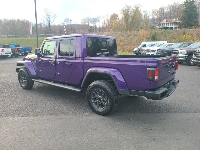 New 2026 Jeep Gladiator Sport AWD/4WD image 3