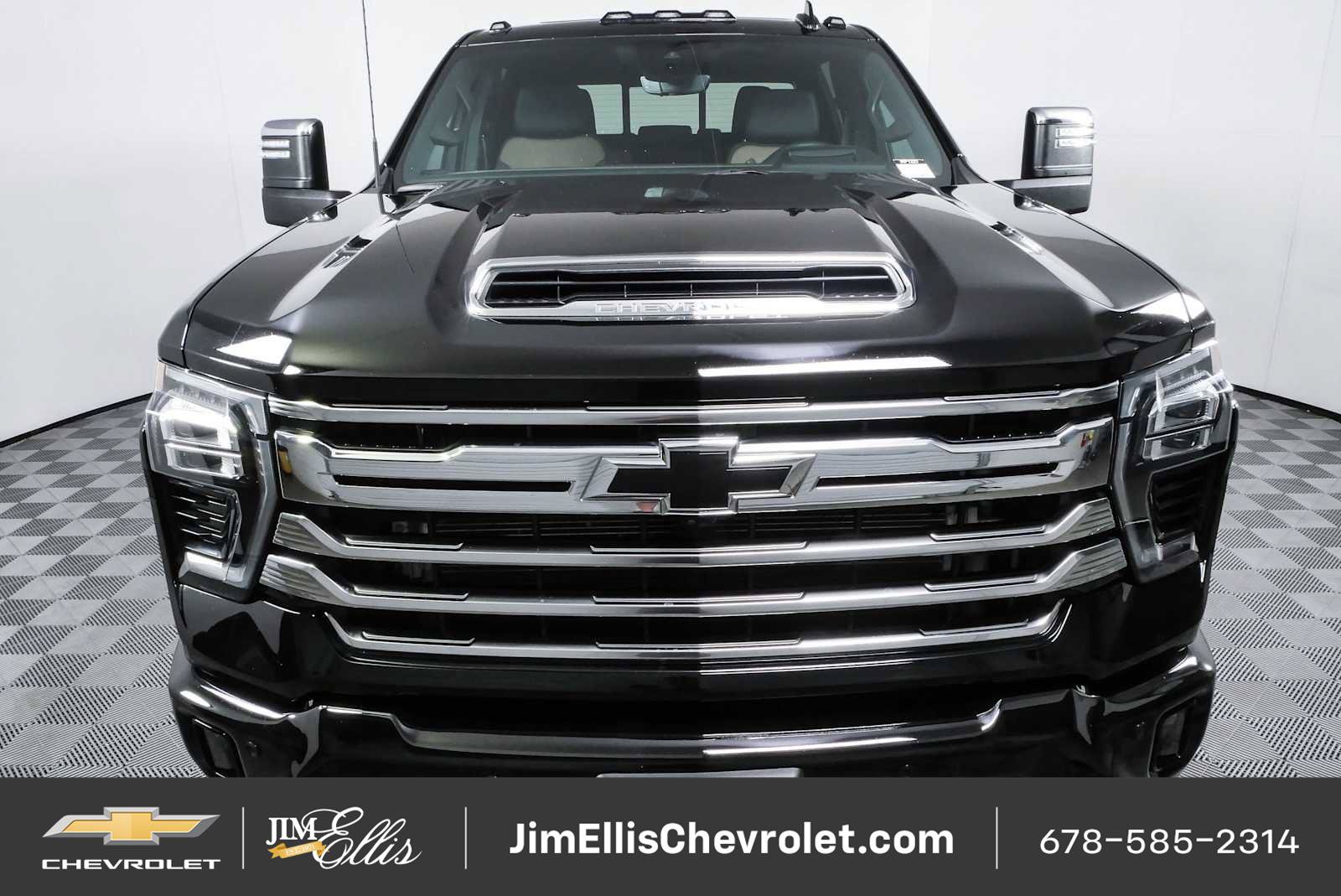 Certified 2024 Chevrolet Silverado 2500 High Country w/ Technology Package AWD/4WD image 27