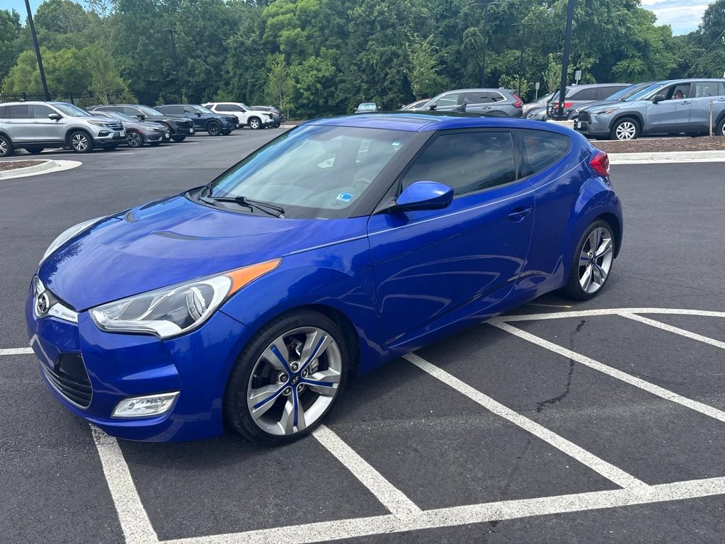 Used 2012 Hyundai Veloster w/ Style Pkg