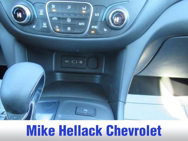 Used 2024 Chevrolet Equinox LT w/ LPO, Floor Liner Package FWD image 9