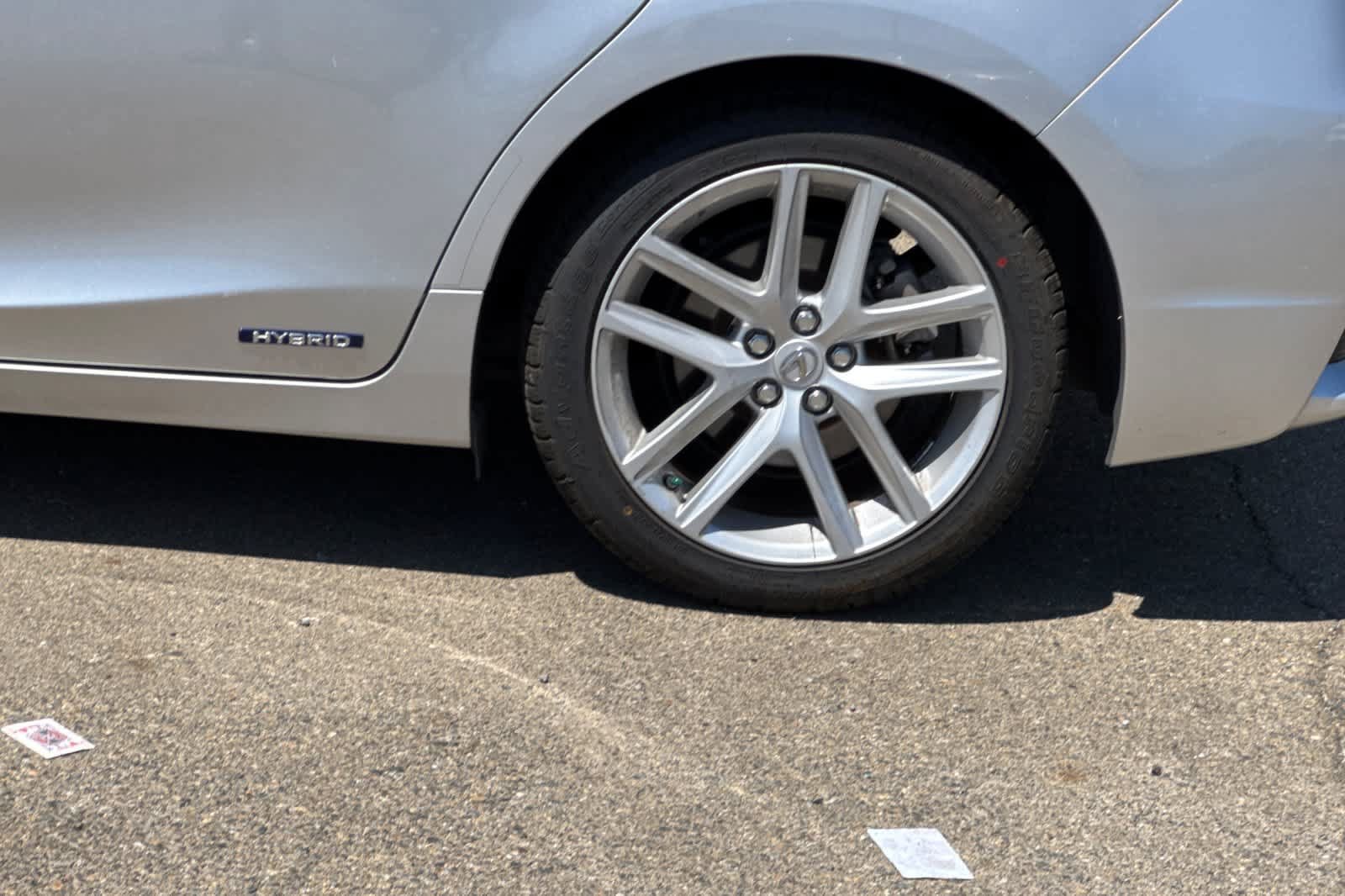 Used 2014 Lexus CT 200h FWD image 25