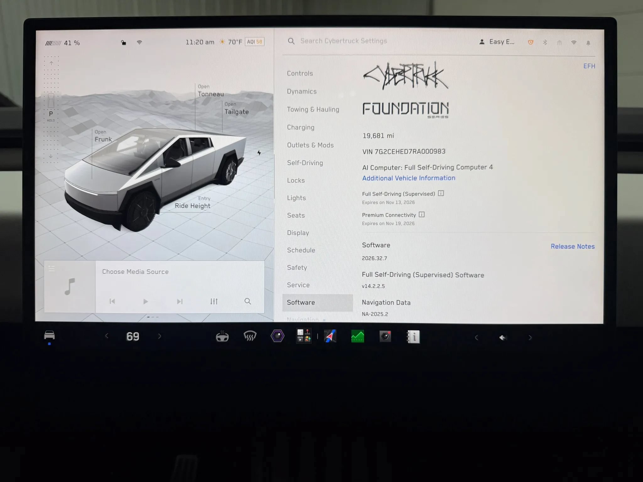 Used 2024 Tesla Cybertruck AWD Crew Cab image 22