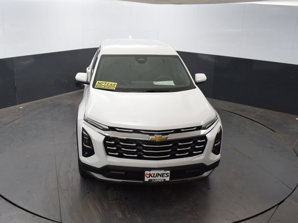 New 2025 Chevrolet Equinox LT w/ Safety and Technology Package image 40