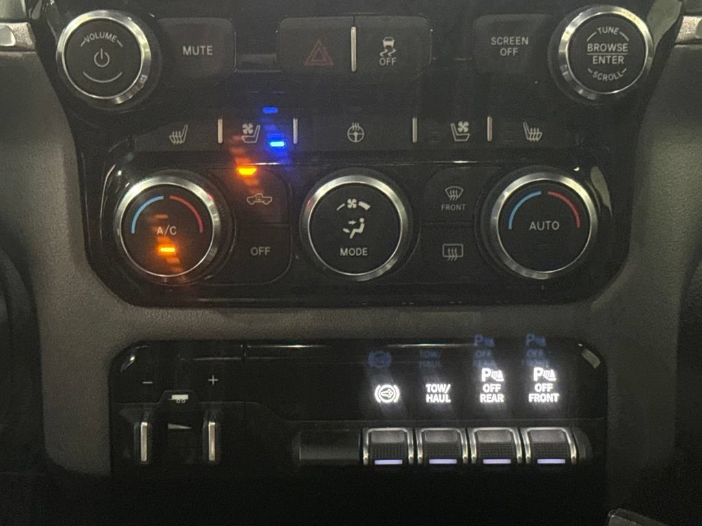 Used 2021 RAM 3500 Laramie w/ Night Edition AWD/4WD image 15