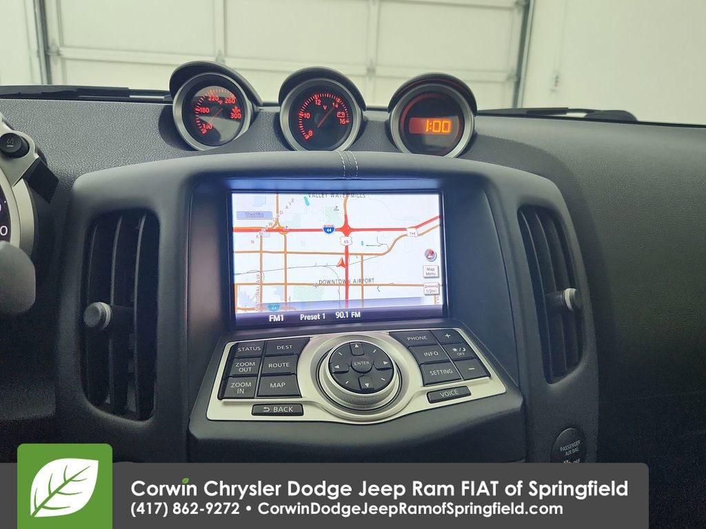 Used 2019 Nissan 370Z Touring RWD image 26
