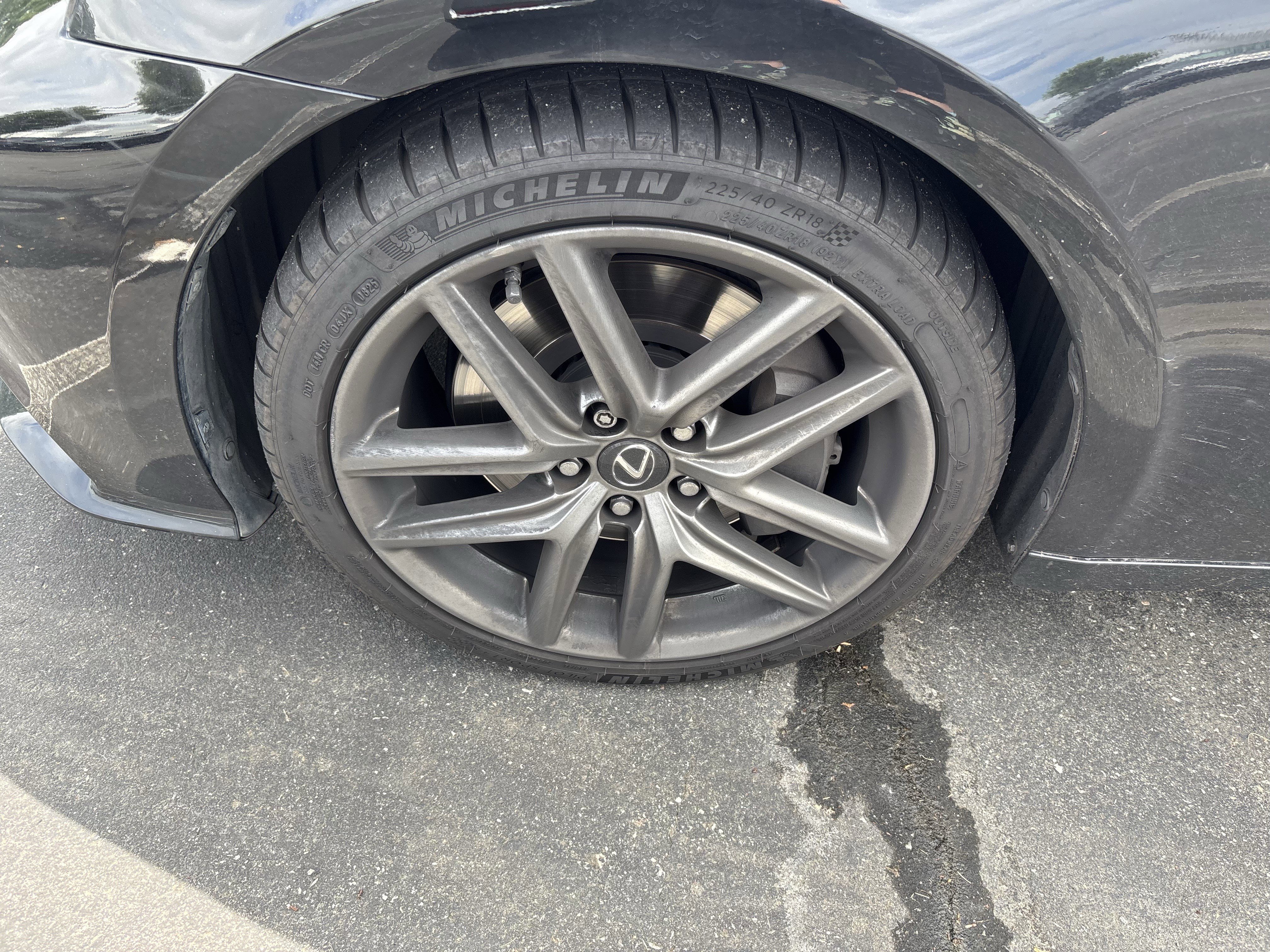 Used 2016 Lexus IS 350 w/ F Sport Package RWD image 36