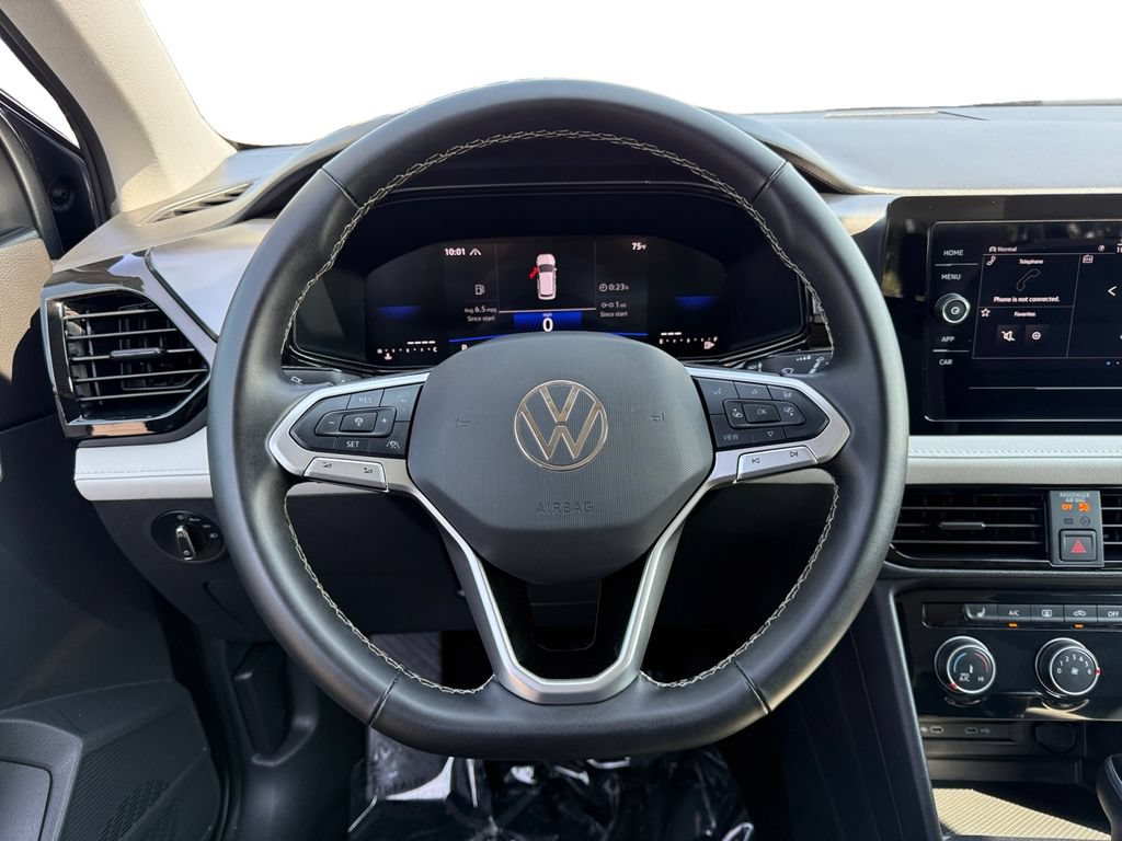 Used 2025 Volkswagen Taos S AWD/4WD image 12