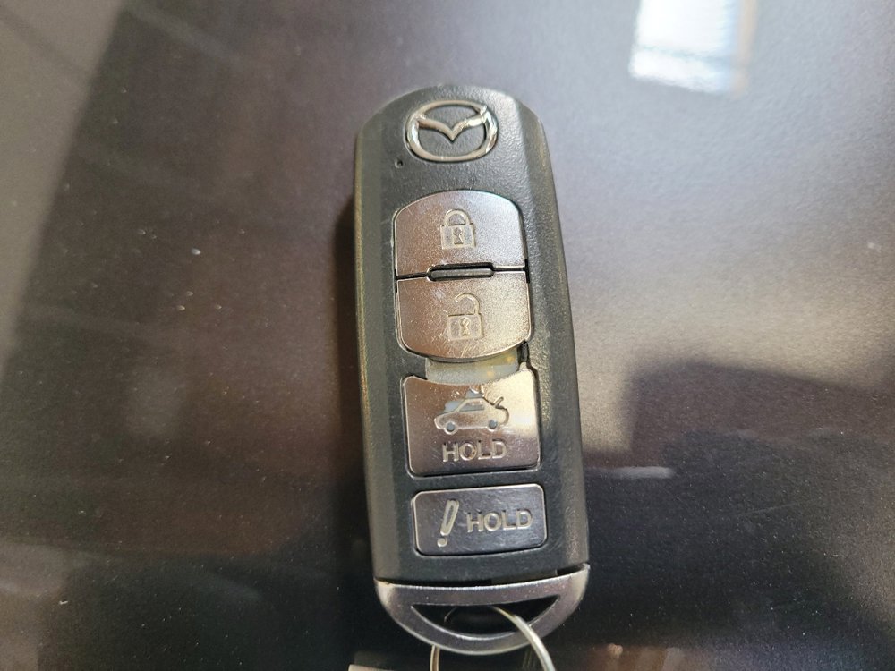 Used 2019 MAZDA MX-5 Miata RF Grand Touring RWD image 32