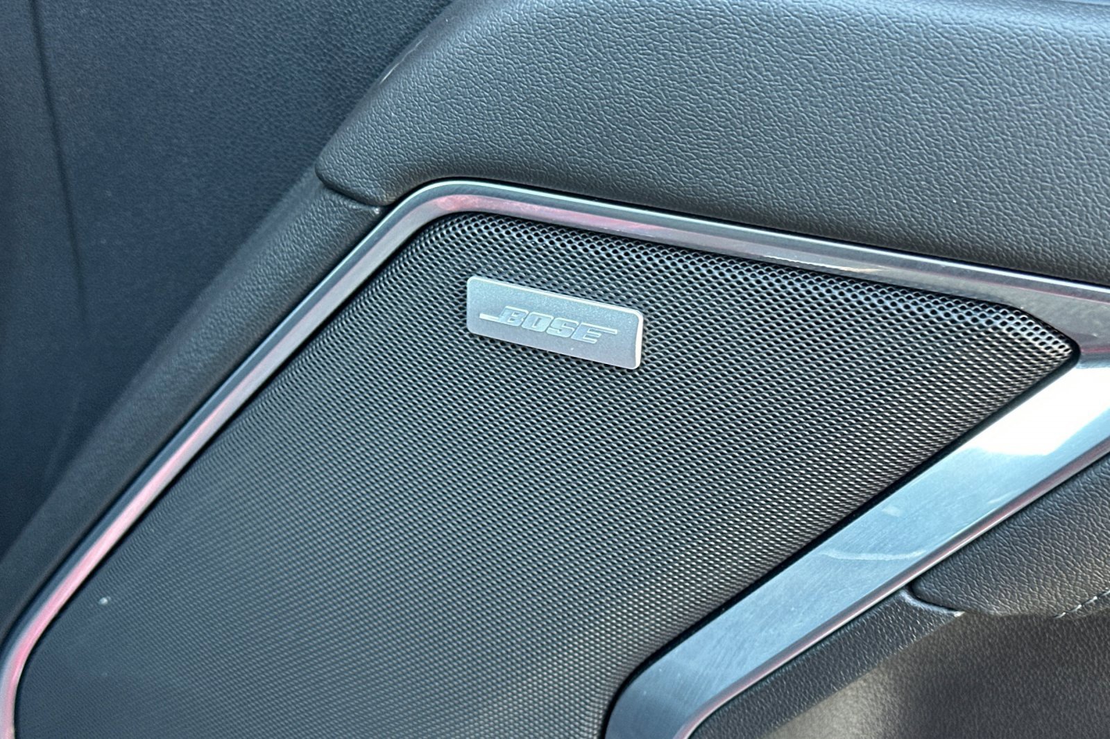 Used 2023 GMC Sierra 1500 SLT w/ SLT Convenience Package image 22