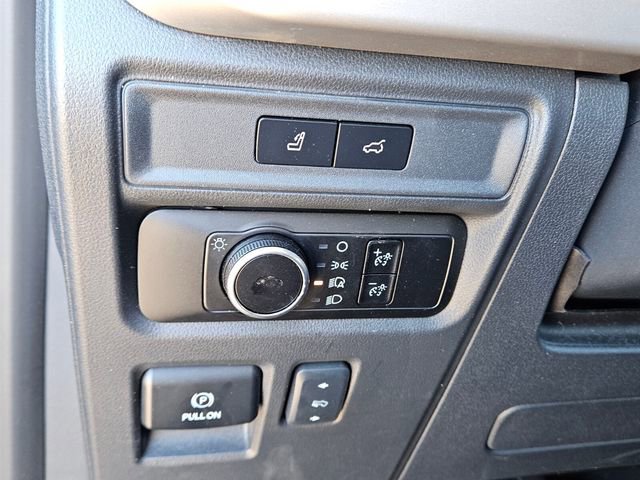 Used 2024 Ford Expedition Max XLT image 28