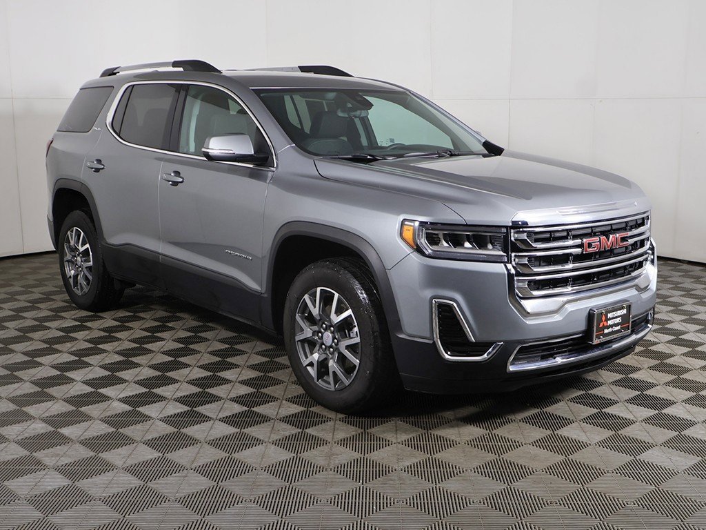 Used 2023 GMC Acadia SLE w/ Driver Convenience Package image 2