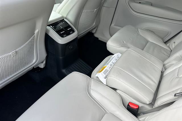Certified 2025 Volvo XC90 T8 Ultra w/ Protection Package Premier image 12