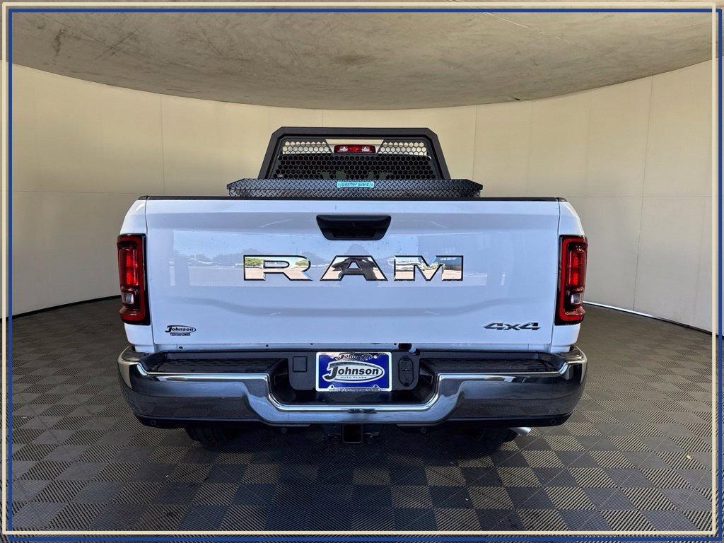 New 2026 RAM 2500 Tradesman AWD/4WD image 7