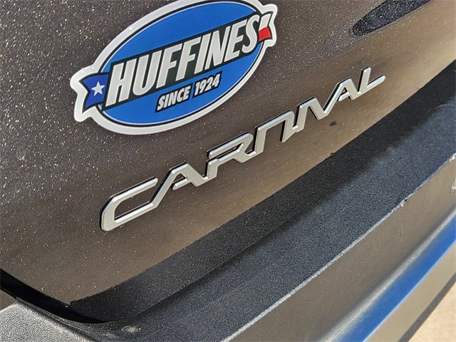 Certified 2025 Kia Carnival SX image 11