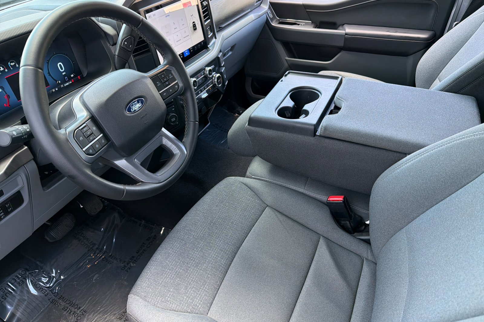 Used 2025 Ford F150 XLT w/ Equipment Group 301A Standard AWD/4WD image 9