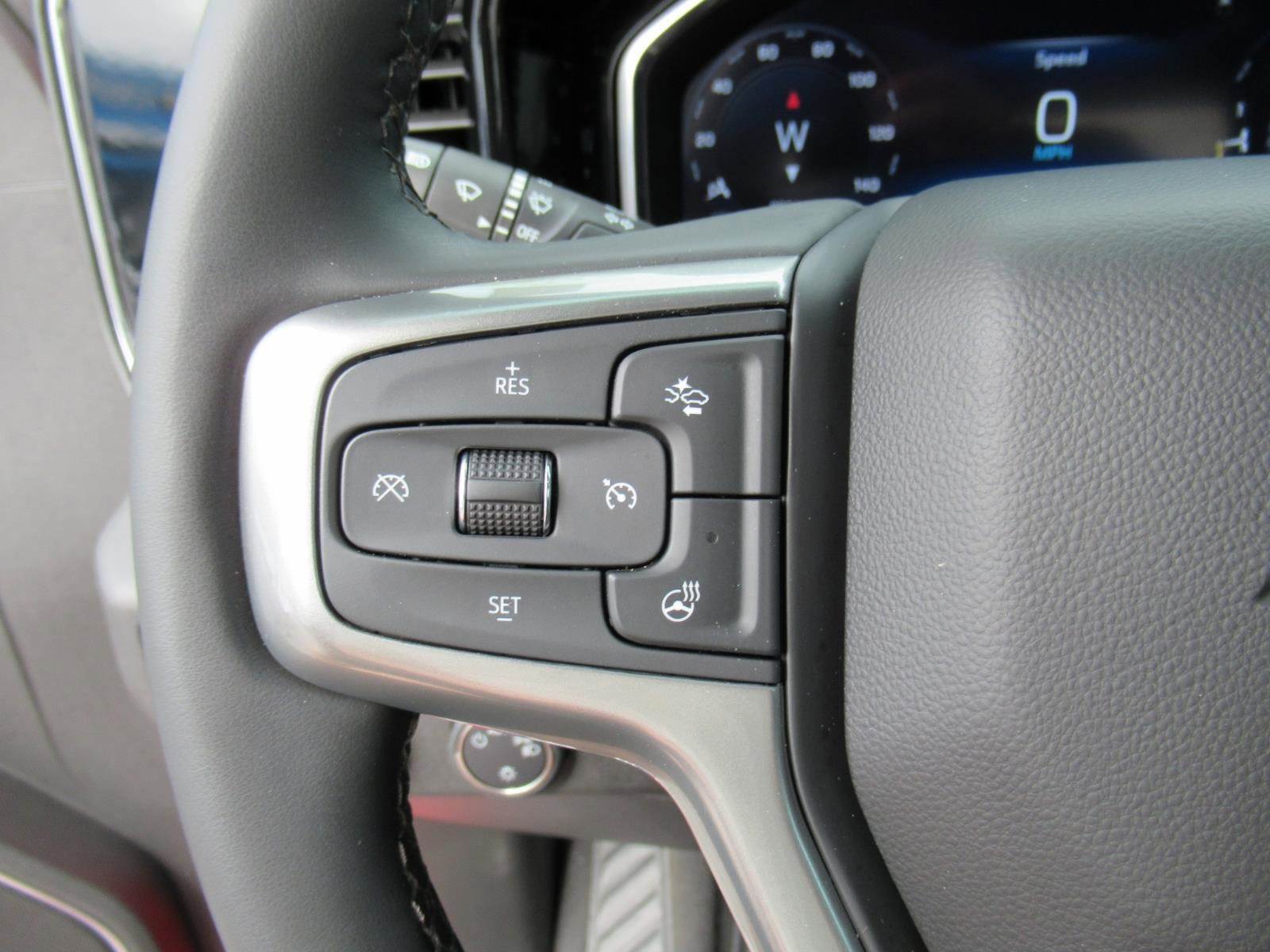 Used 2025 Chevrolet Silverado 1500 LT AWD/4WD image 23