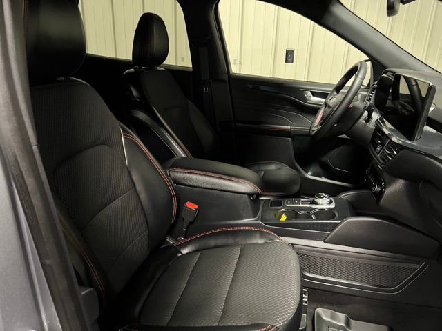 Used 2023 Ford Escape ST-Line Elite w/ Class II Trailer Tow Package image 28