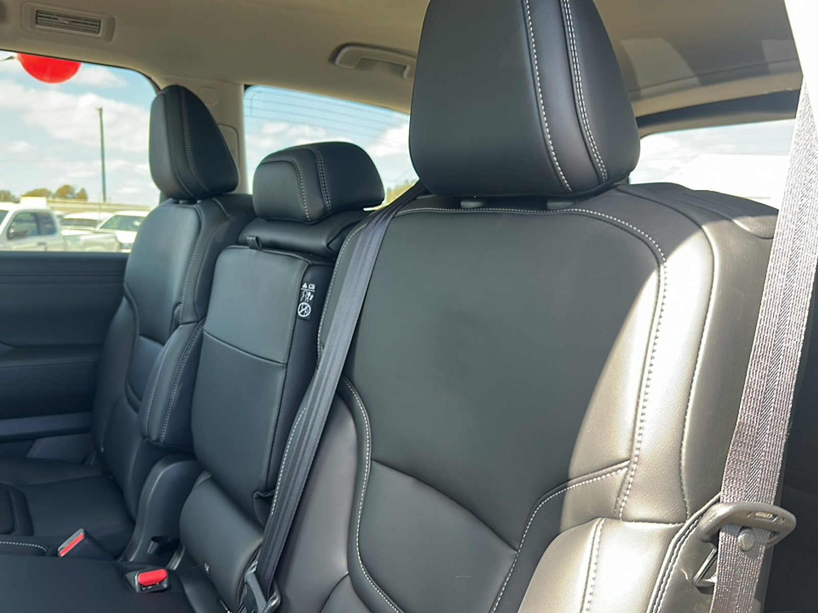 New 2026 Nissan Armada SV image 16