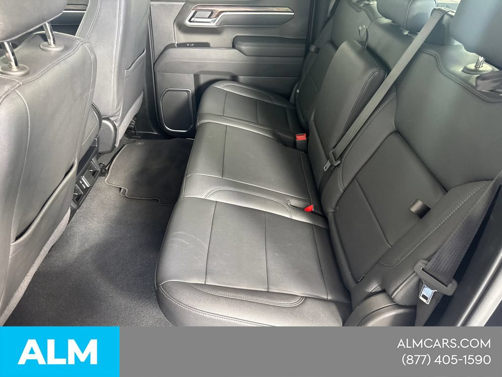 Used 2026 GMC Sierra 1500 SLT AWD/4WD image 23